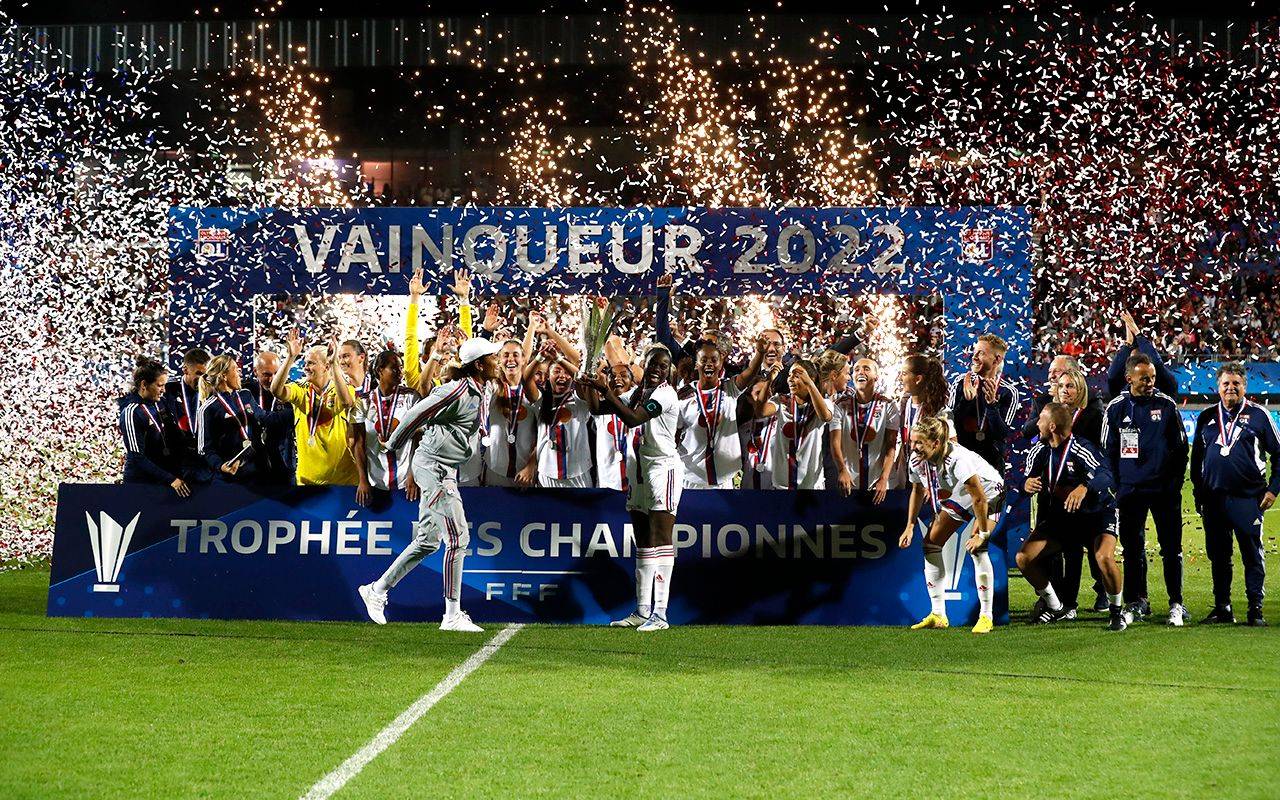 OL PSG Les Lyonnaises remportent le Trophée des Championnes 1 0