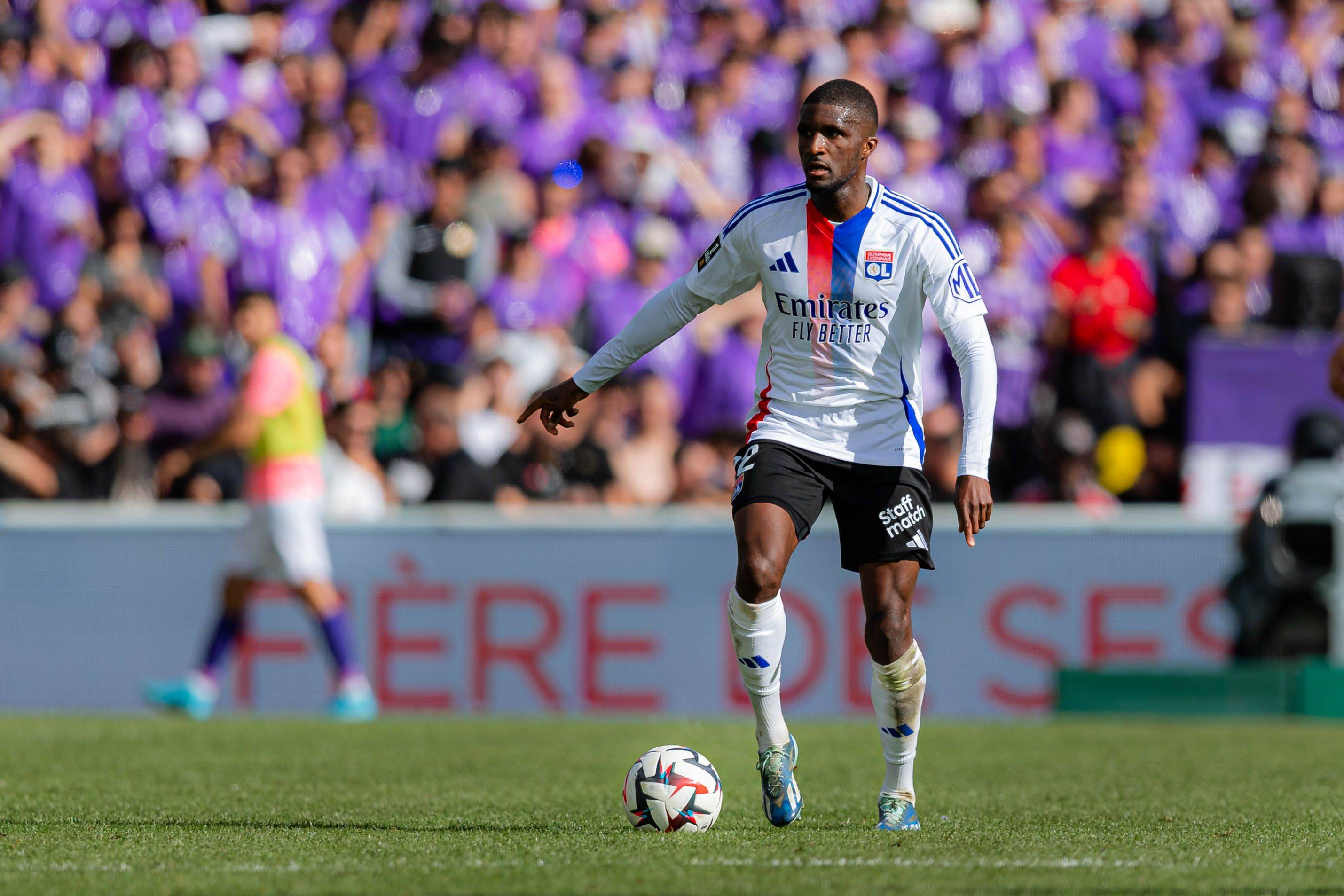 Toulouse - | OL: Clinton Mata ist im typischen Team der Woche