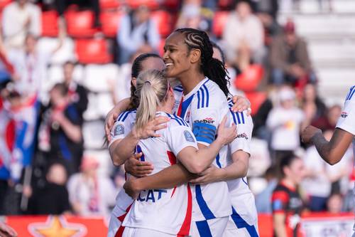 OL - Fleury : La première place du championnat est assurée ! (4-0)