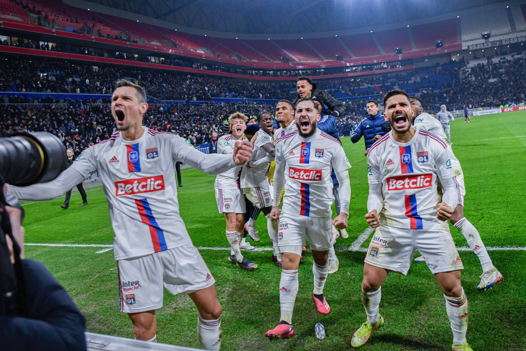 OL Lens Surfer sur la dynamique ! (20h45 sur Prime Video)